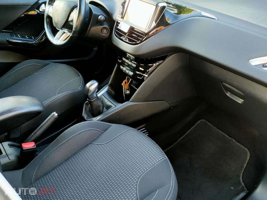 Peugeot 208 1.6 Blue HDi