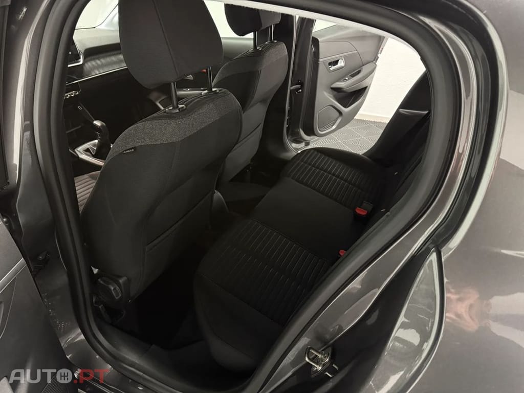 Peugeot 208 PureTech 75 Active Pack