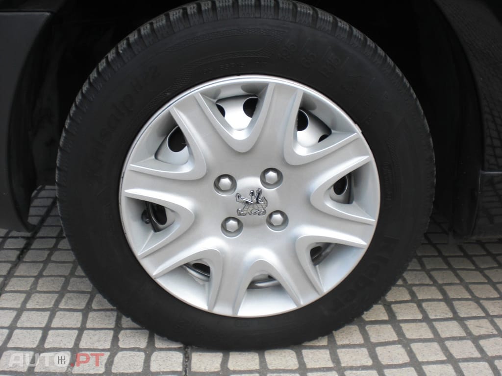 Peugeot Partner 1.6 BlueHDi L2 Pro 3L