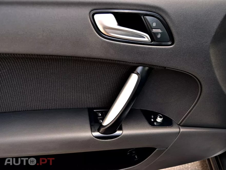 Audi TT 2.0 TDi quattro S-line