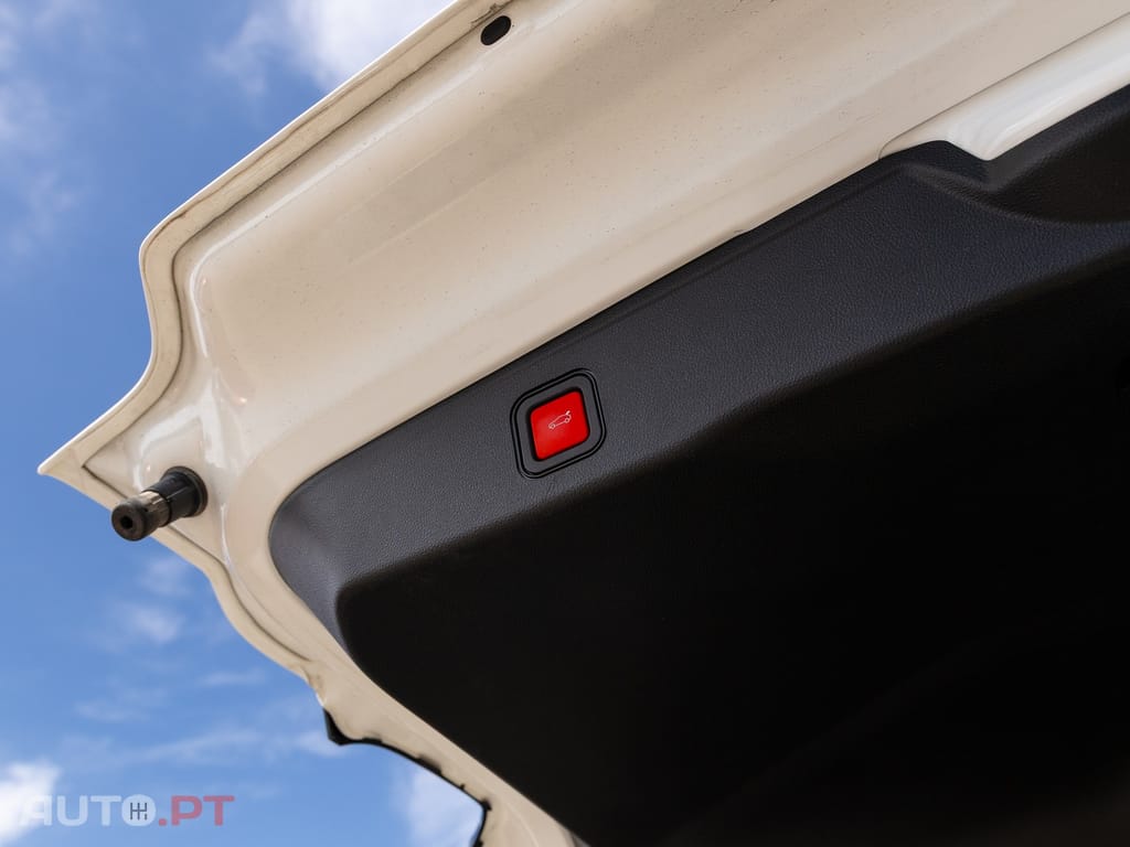 Jeep Avenger 1.2 GSE T3 Altitude