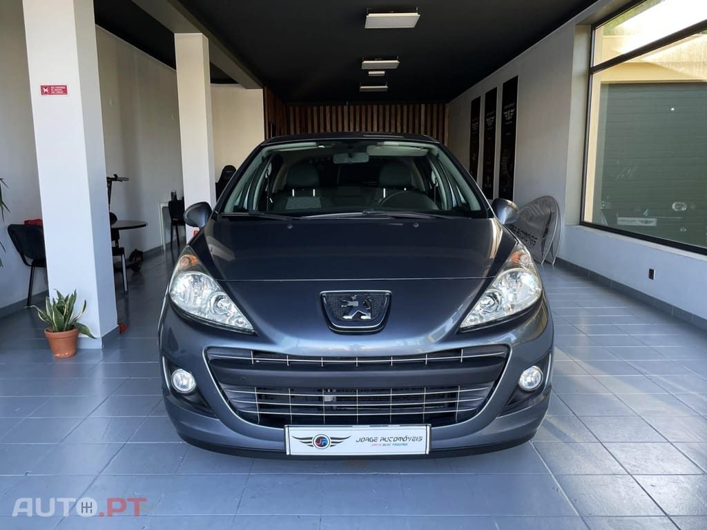 Peugeot 207 1.4 HDi SE Sportium