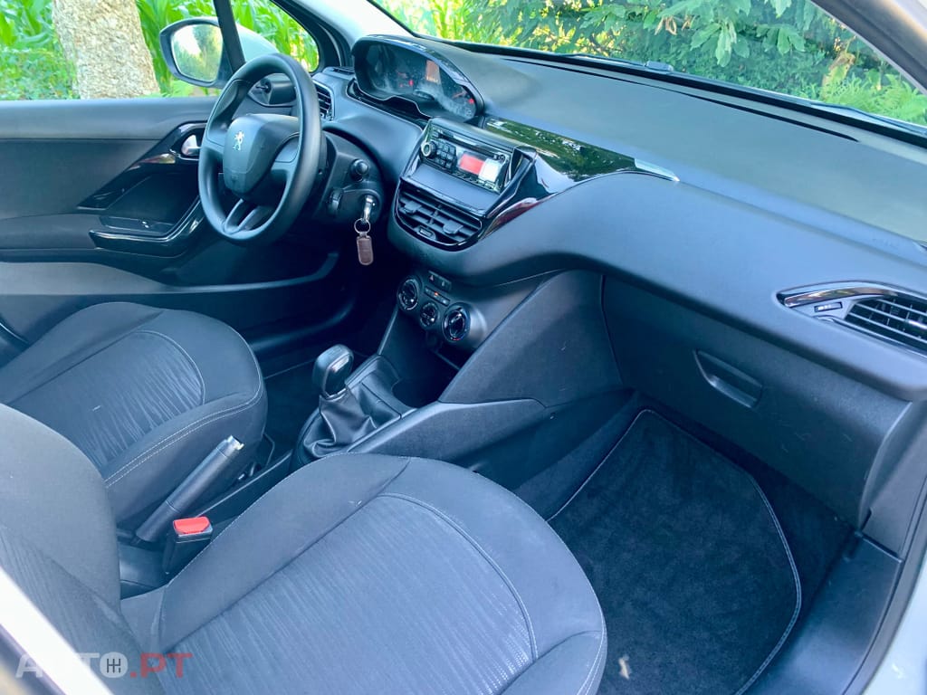 Peugeot 208 1.4 HDI VAN