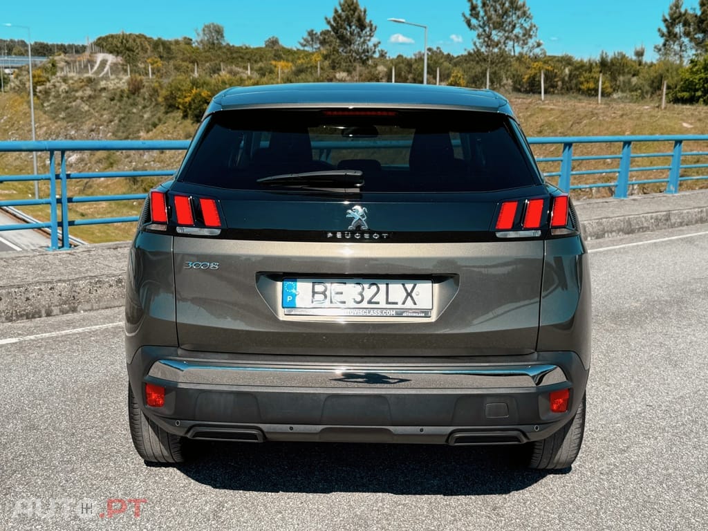 Peugeot 3008 1.5 BlueHDi Active Pack