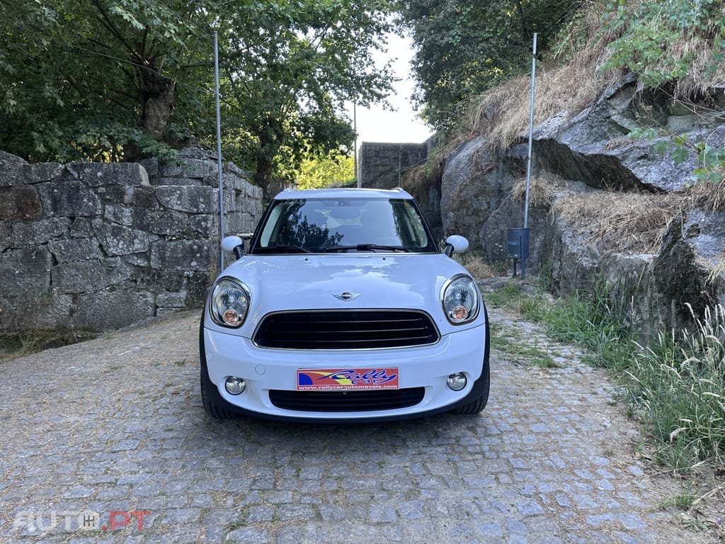 MINI Countryman One D