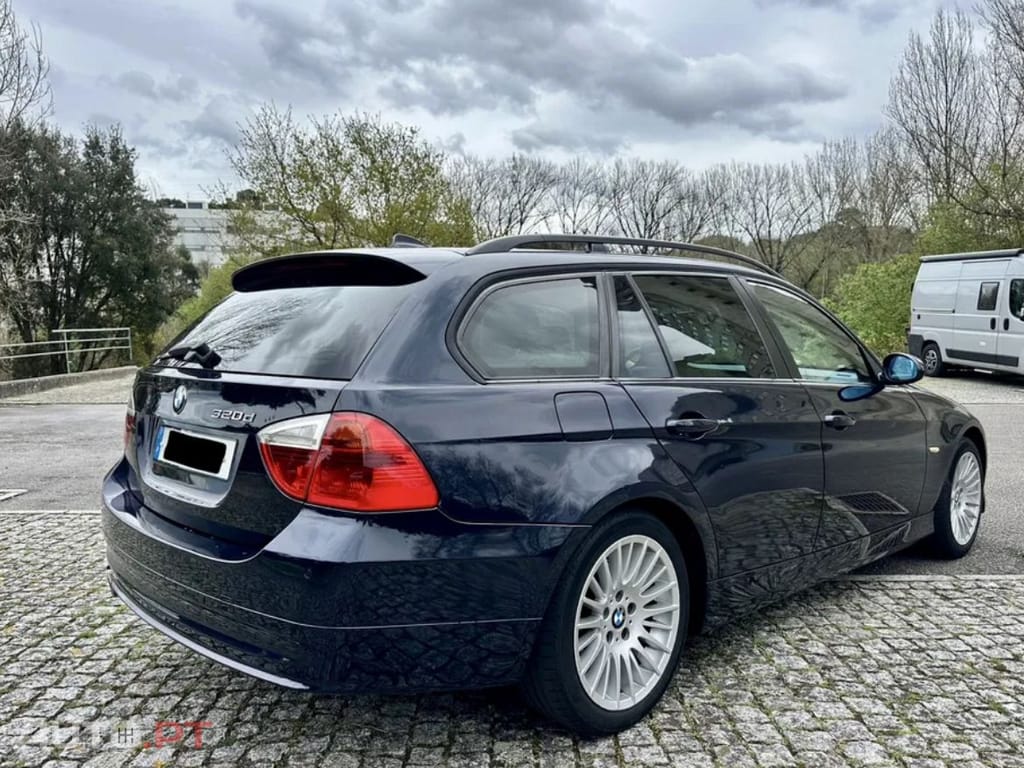 BMW 320 320D Touring Sport