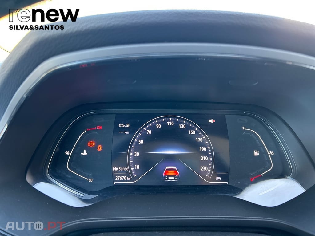 Renault Captur Techno TCe 100 Bi-Fuel