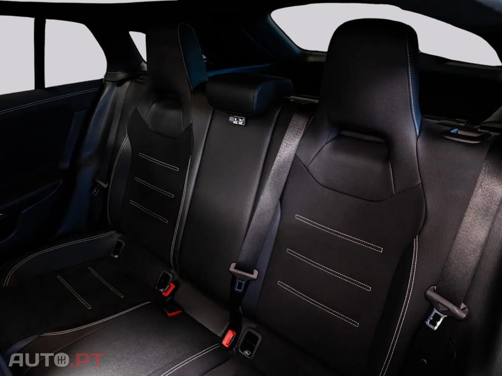Mercedes-Benz CLA 250 e SHOOTING BRAKE AMG I.V.A DEDUTÍVEL 