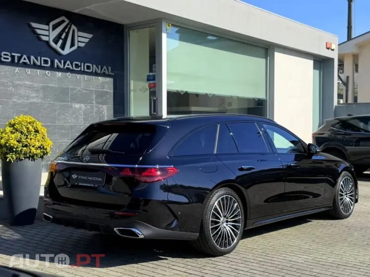 Mercedes-Benz E 300 de AMG Line