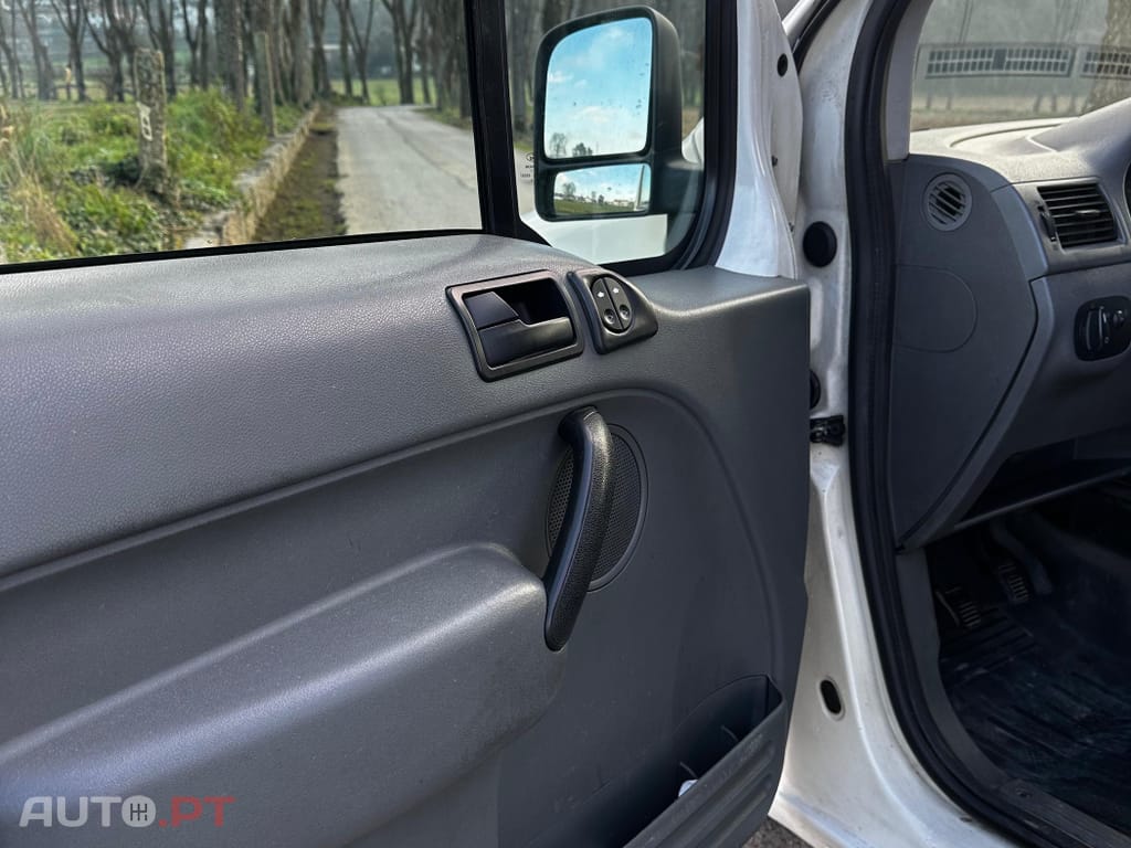 Ford Transit Connect 1.8 TDdi Longa