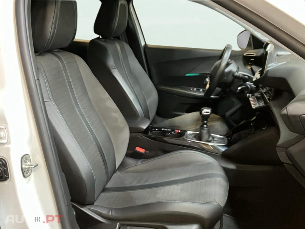 Peugeot 2008 1.2 PureTech Allure