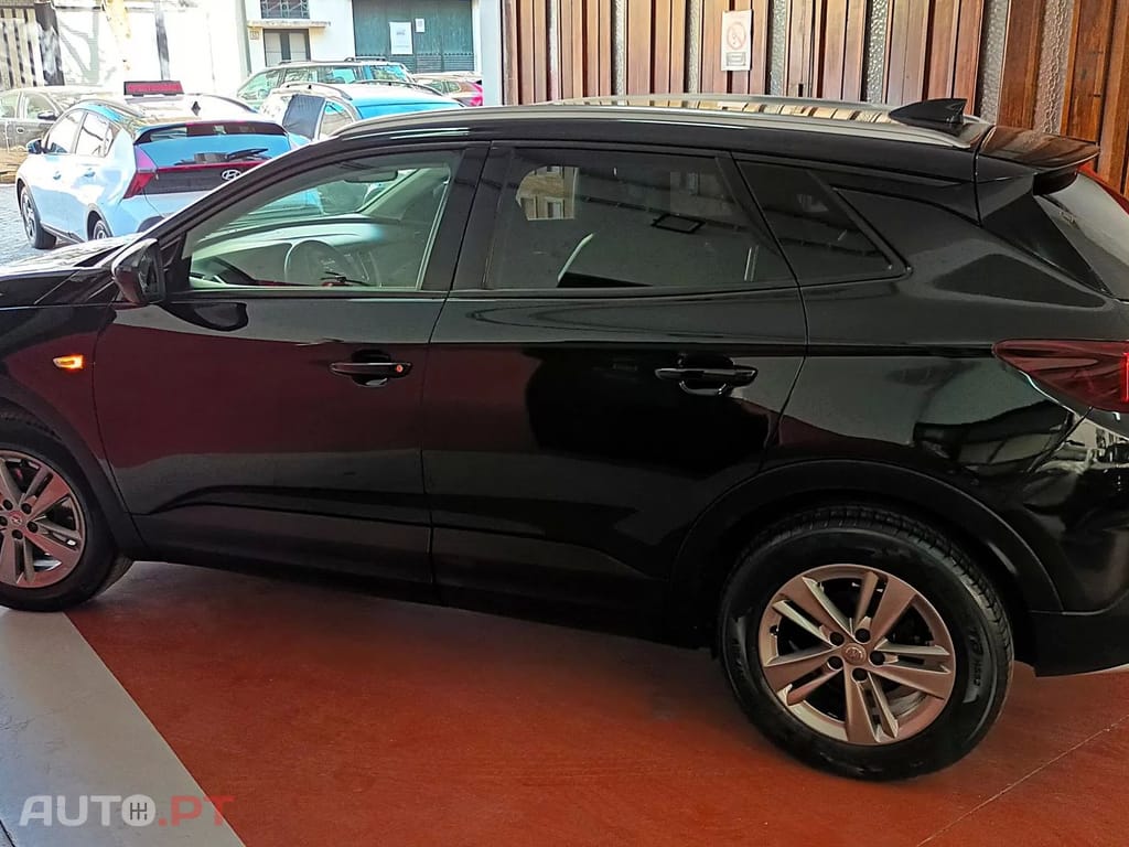 Opel Grandland (X) 1.5 CDTI Design & Tech