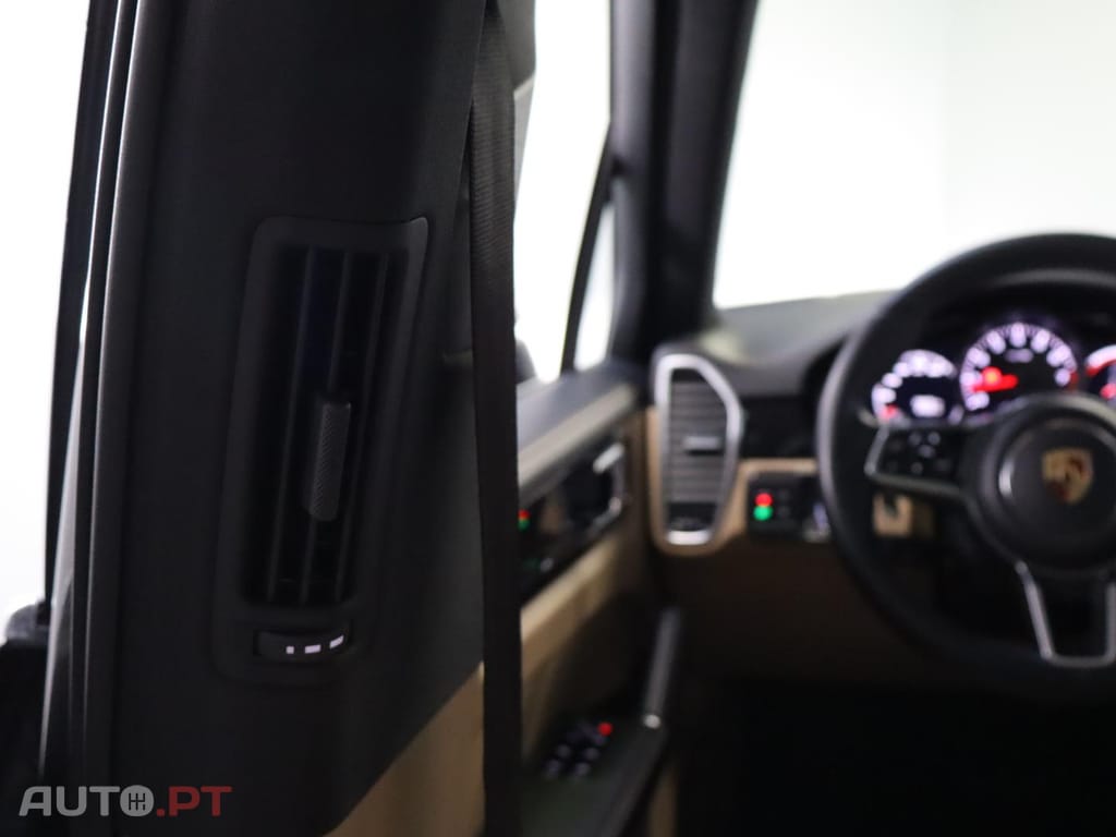 Porsche Cayenne  Platinum Edition