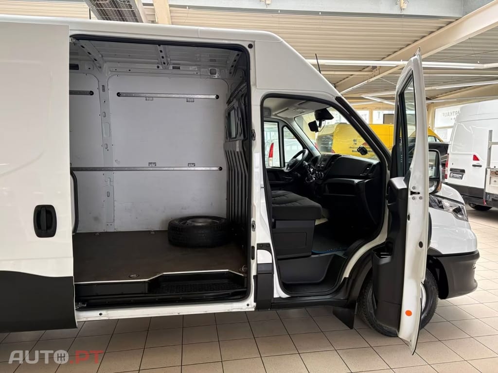 Iveco Daily 2.3 35S16H 4100 CD