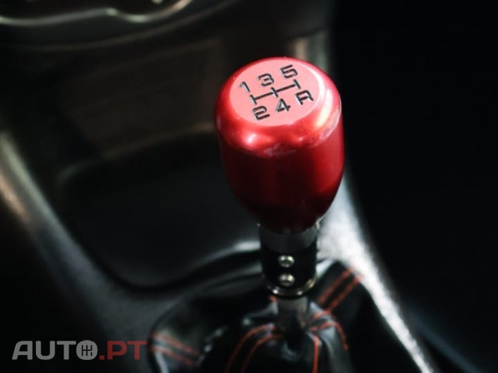 Peugeot 206 1.6 GTi