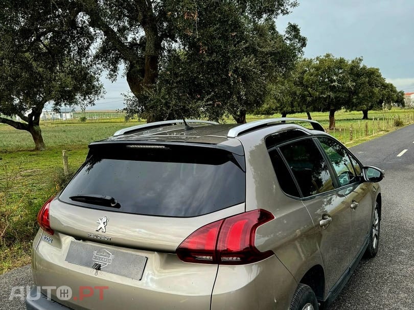 Peugeot 2008 1.6 BlueHDi Style