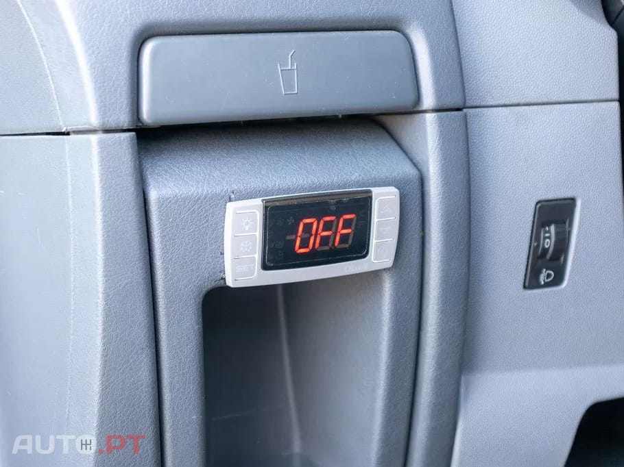 Peugeot Expert  1.6 HDi Longa Frigorífica 3 Lug.