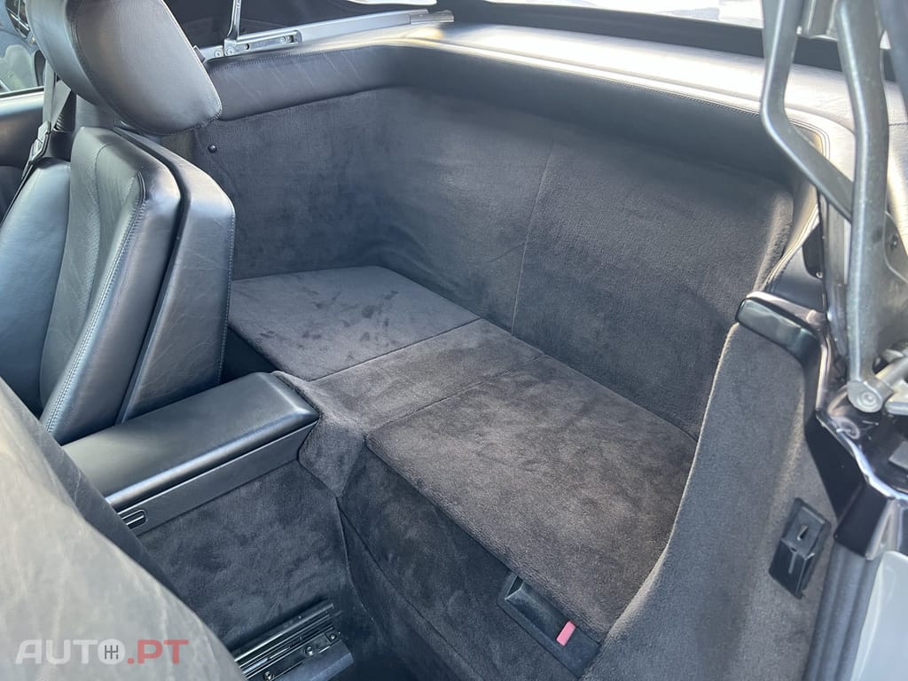Mercedes-Benz SL 280 Outro