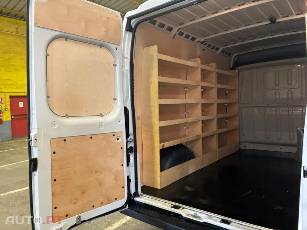 Peugeot Boxer 2.2 BlueHDi 333 L2H2