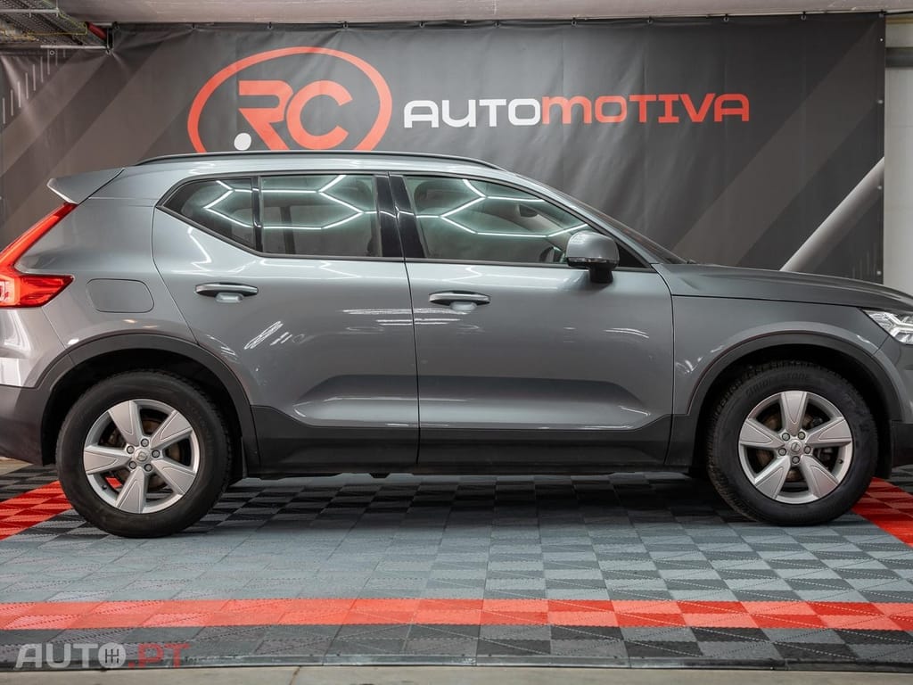 Volvo XC40 2.0 D3 Momentum
