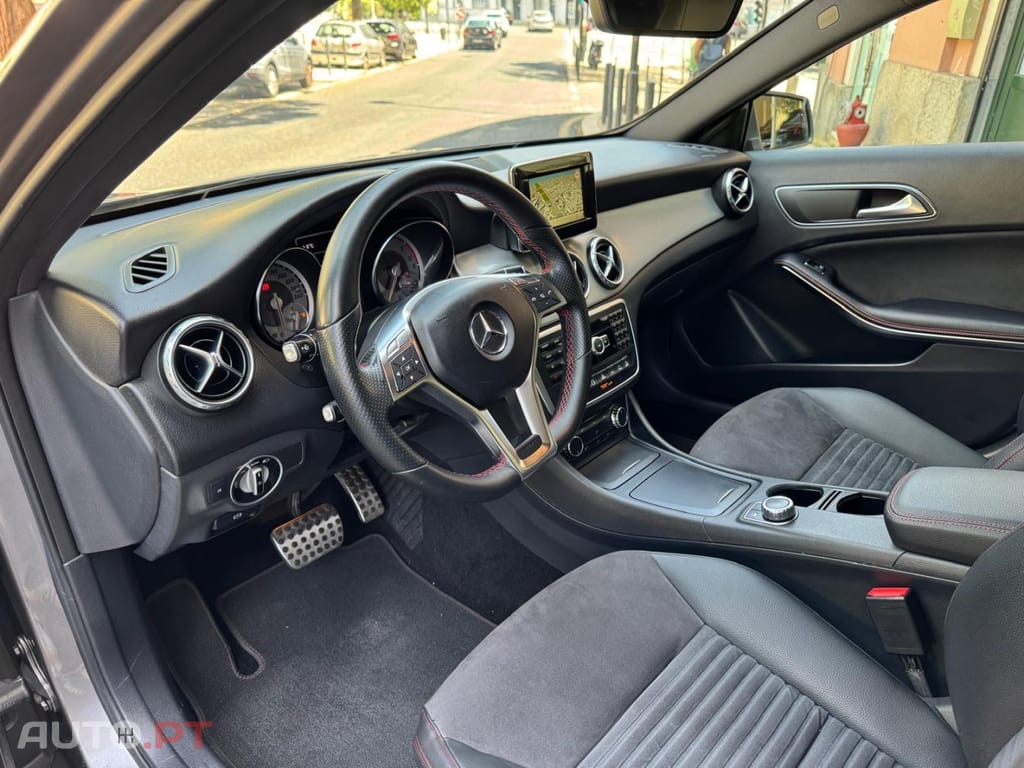 Mercedes-Benz GLA 220 CDi AMG Line 4-Matic