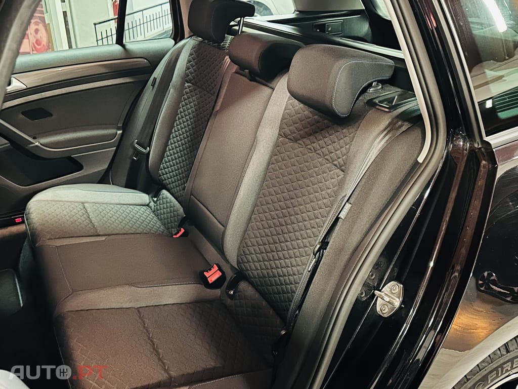 Volkswagen Golf Variant 1.0 TSI Confortline DSG