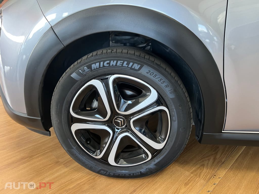 Jeep Avenger 1.2 GSE T3 Altitude