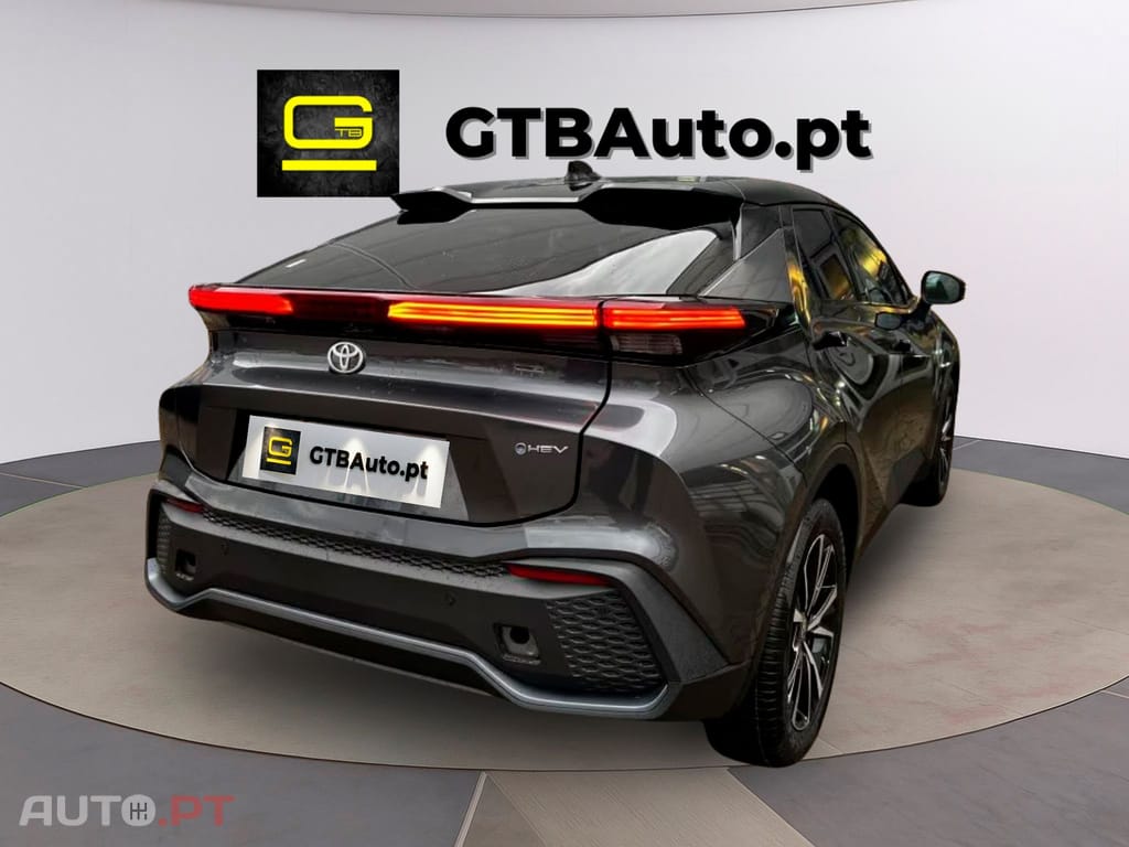 Toyota C-HR 1.8 Hybrid Teamplayer I.V.A DEDUTIVEL