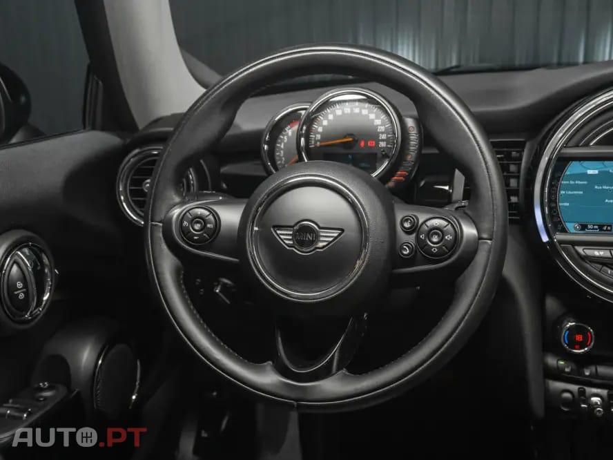 MINI Cooper Cooper S