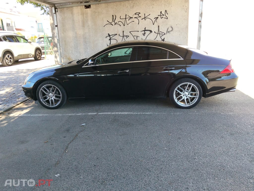 Mercedes-Benz CLS 320 Top gama