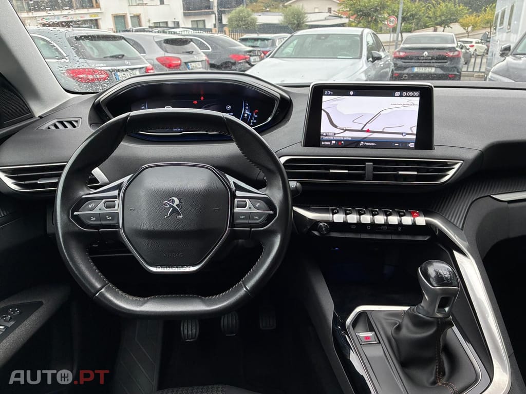 Peugeot 3008 1.5 BlueHDi Active