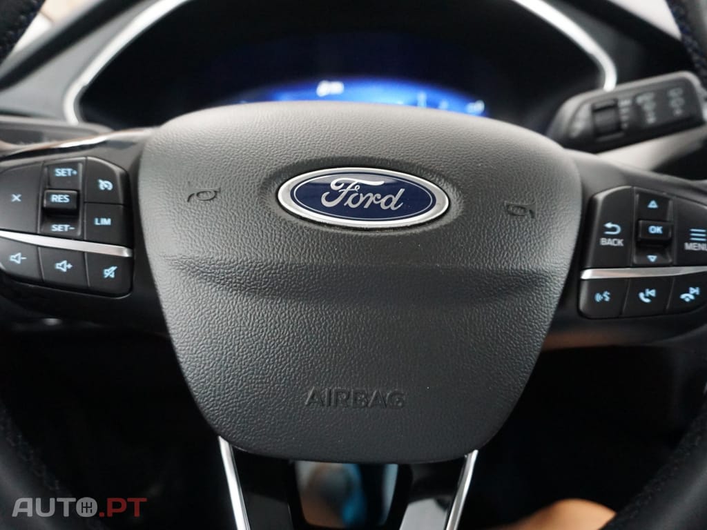 Ford Kuga 1.5 TDCi EcoBlue Titanium