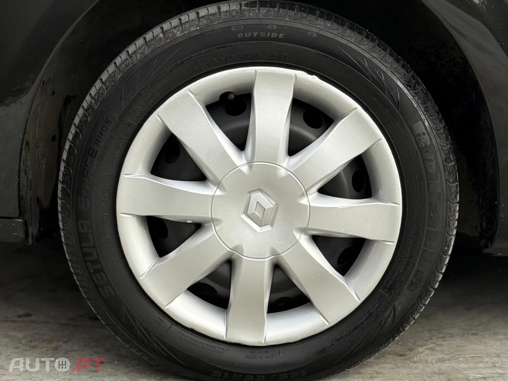 Renault Clio 1.2 16V Confort