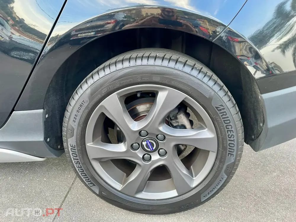 Volvo V40 Cross Country 2.0 D2 Momentum