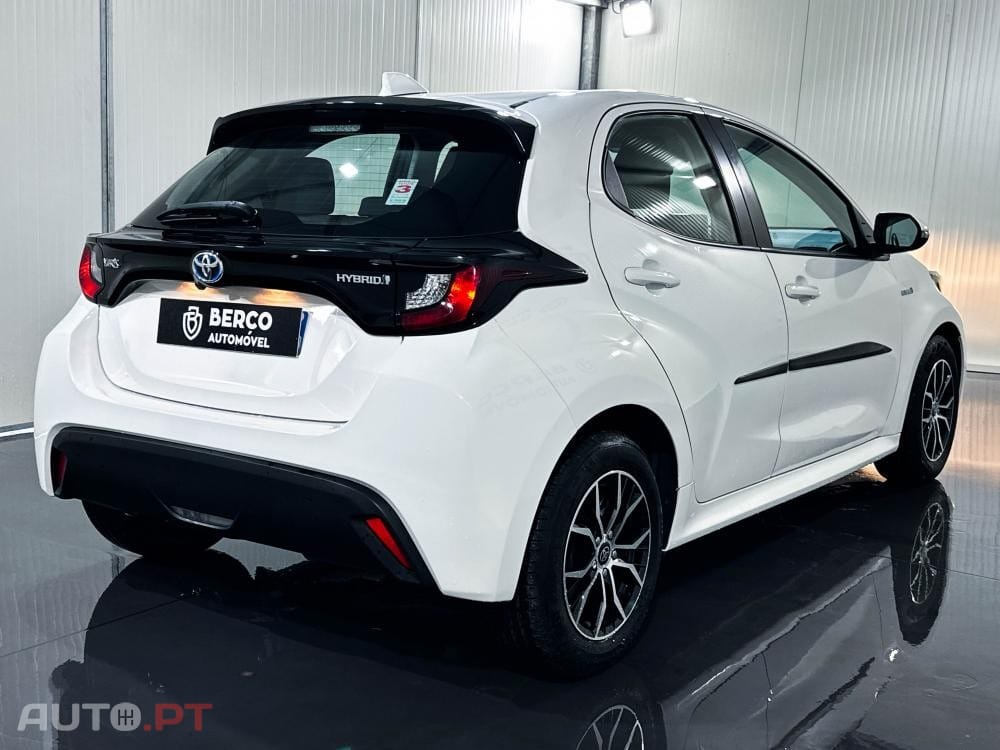 Toyota Yaris Hybrid Dynamic Edition