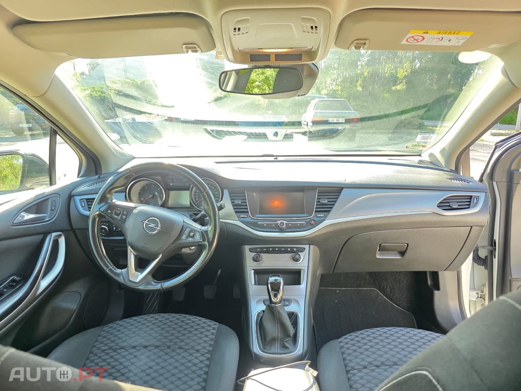 Opel Astra Sports Tourer Sports Tourer