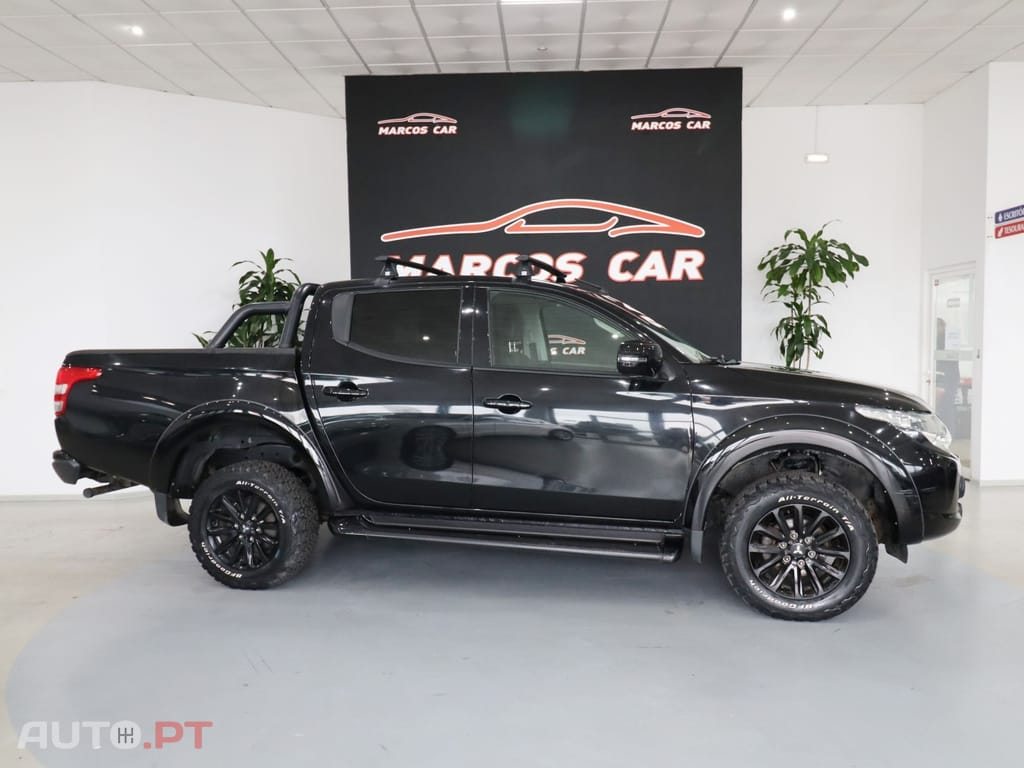 Mitsubishi L200 2.4 DI-D CD Instyle Sportb.Strakar 4WD