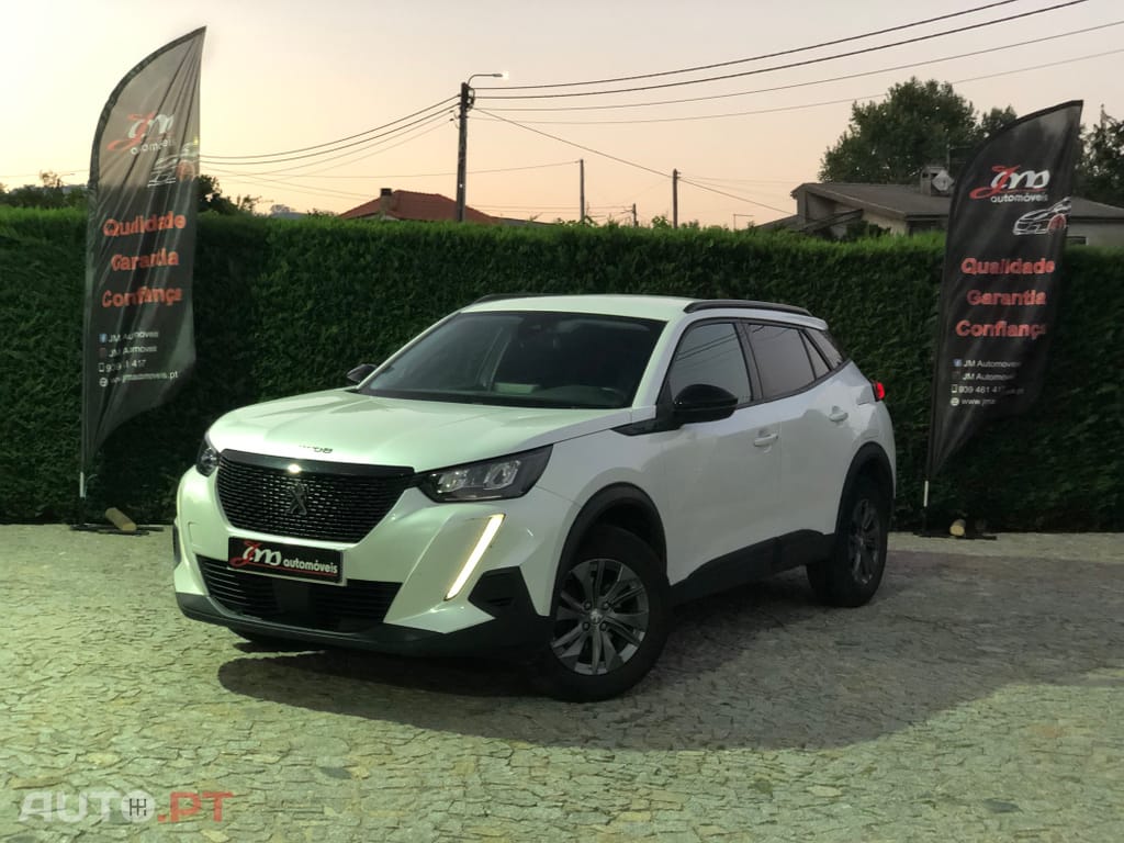 Peugeot 2008 1.2 PureTech Active Pack EAT8