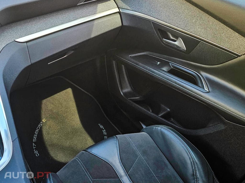 Peugeot 3008 1.5 BlueHDi Crossway