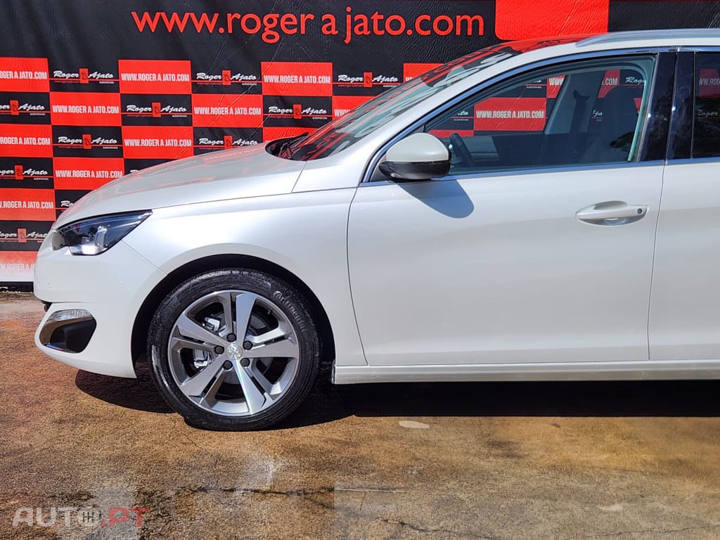 Peugeot 308 1.6 BlueHDi Style J17