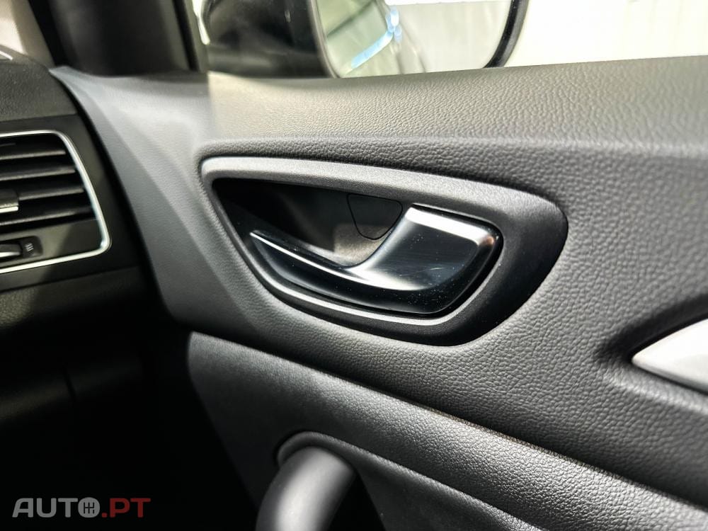 Renault Mégane TCe 140 GPF EDC TECHNO