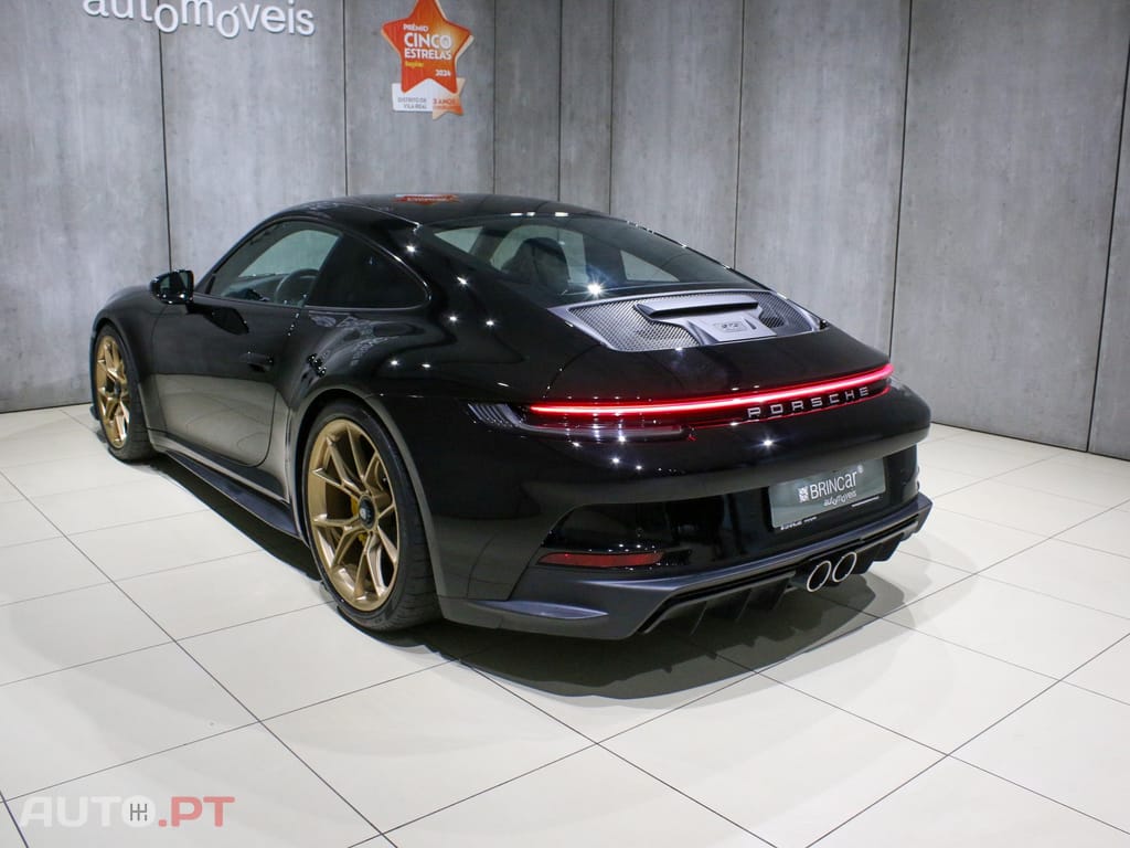 Porsche 992 GT3 Touring Package