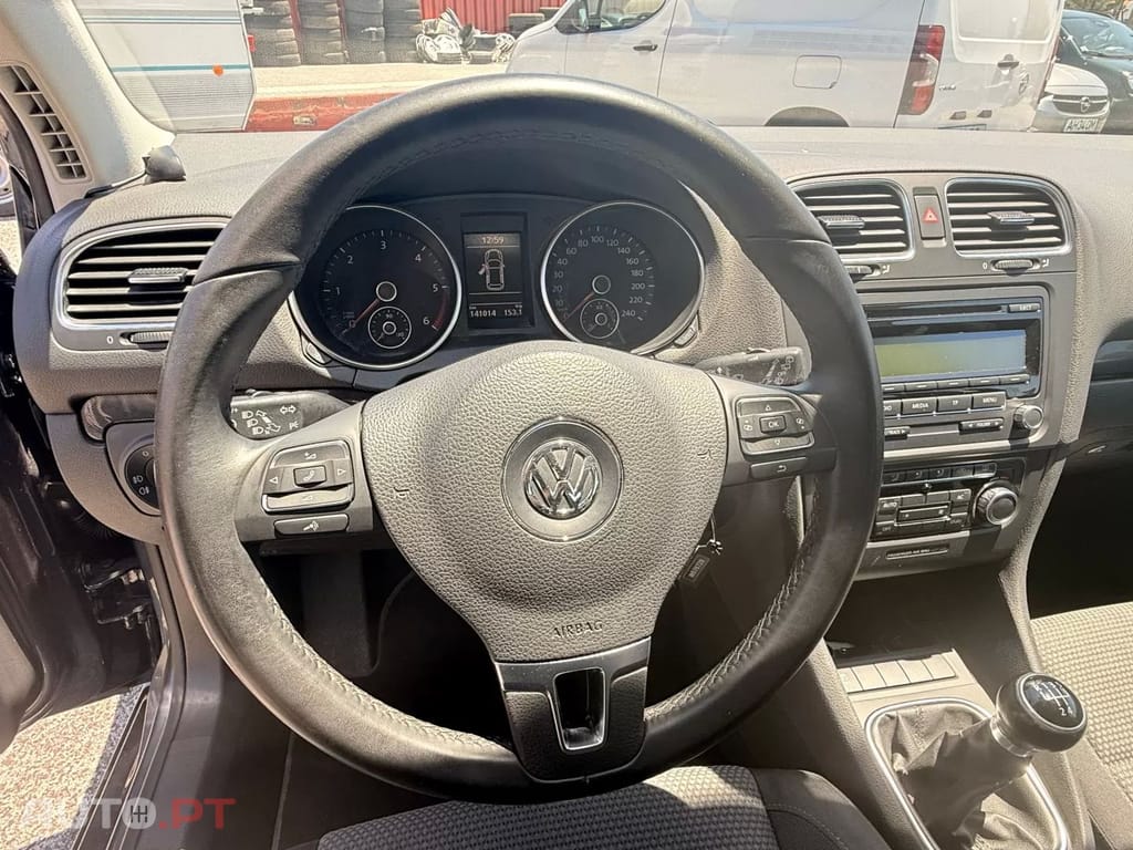 Volkswagen Golf 1.6 TDi Confortline