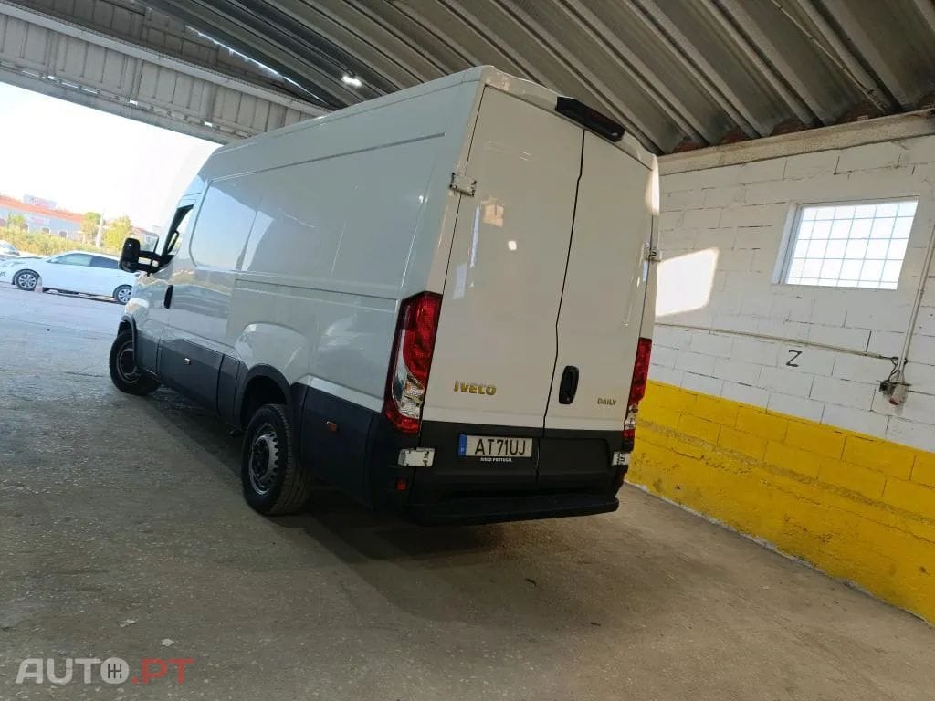 Iveco Daily DAILY 2.3 35S16V 3520