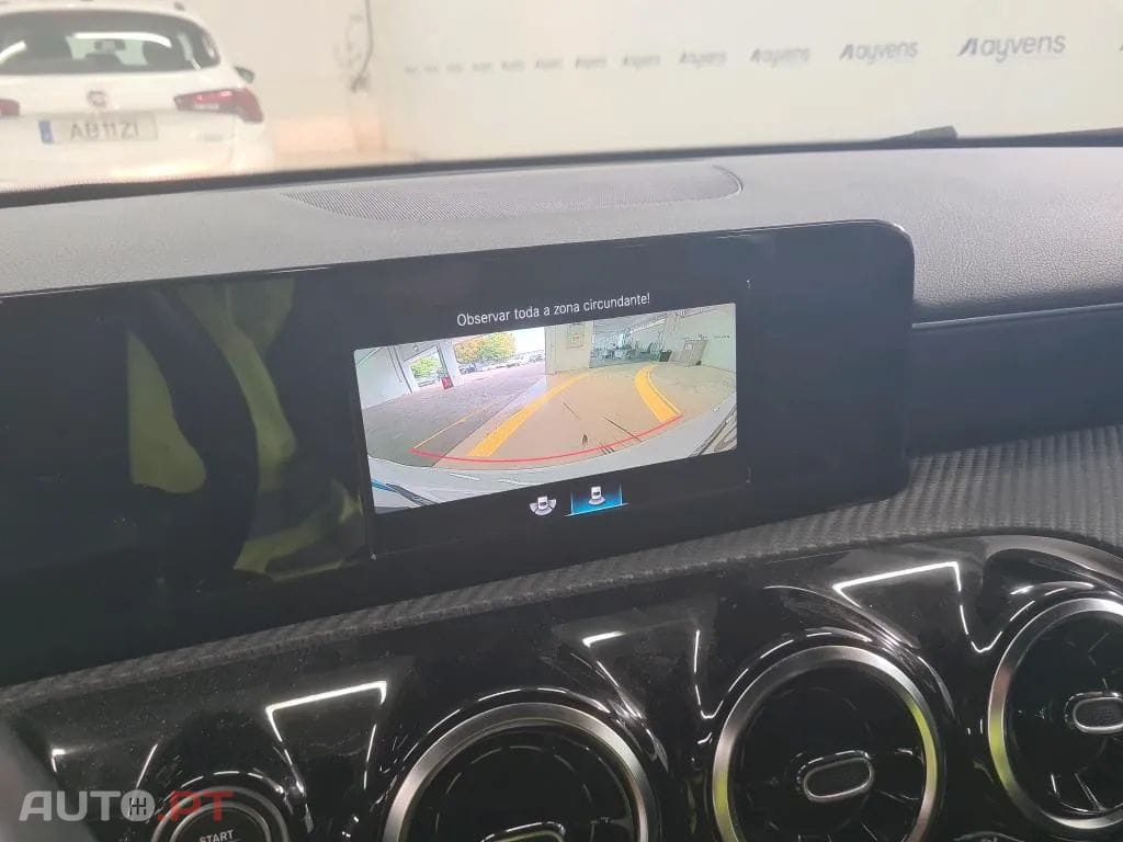 Mercedes-Benz A 180 d Business Solutions