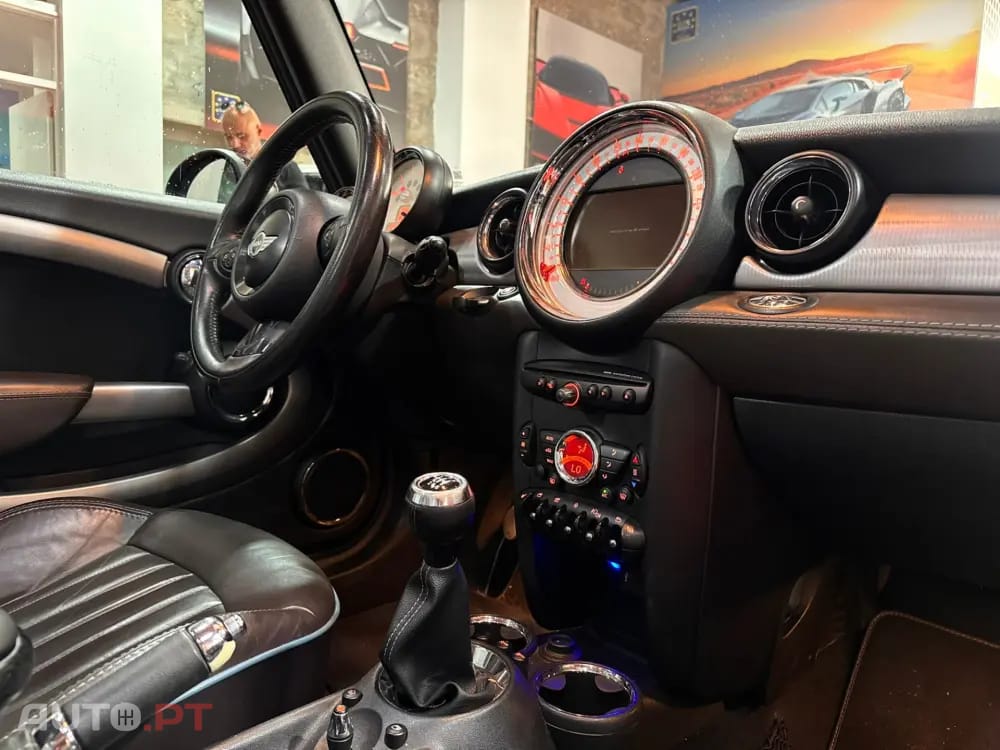 MINI Cooper Cooper D