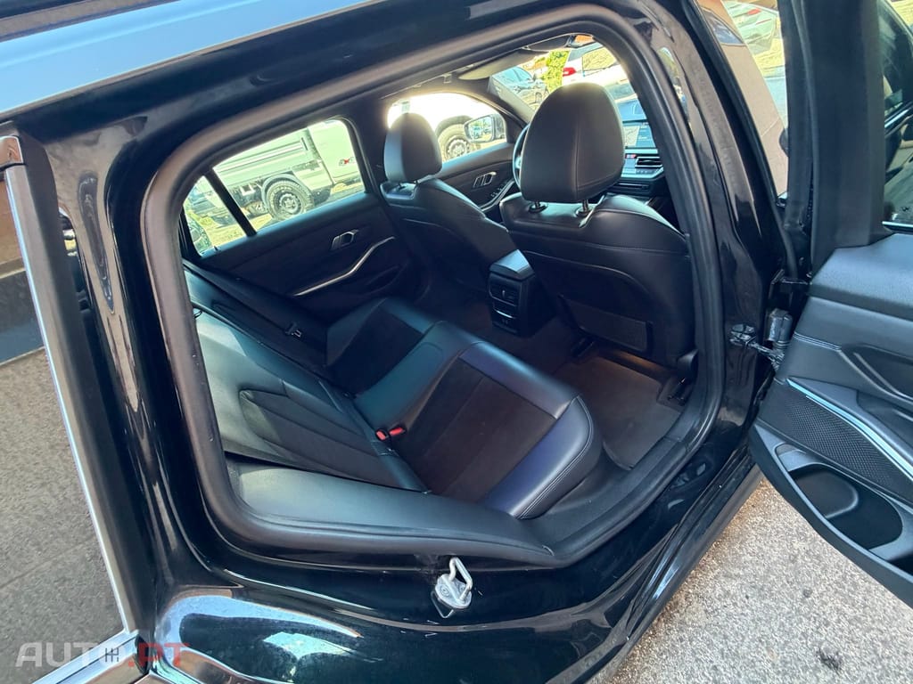 BMW 320 d Touring Pack M Auto