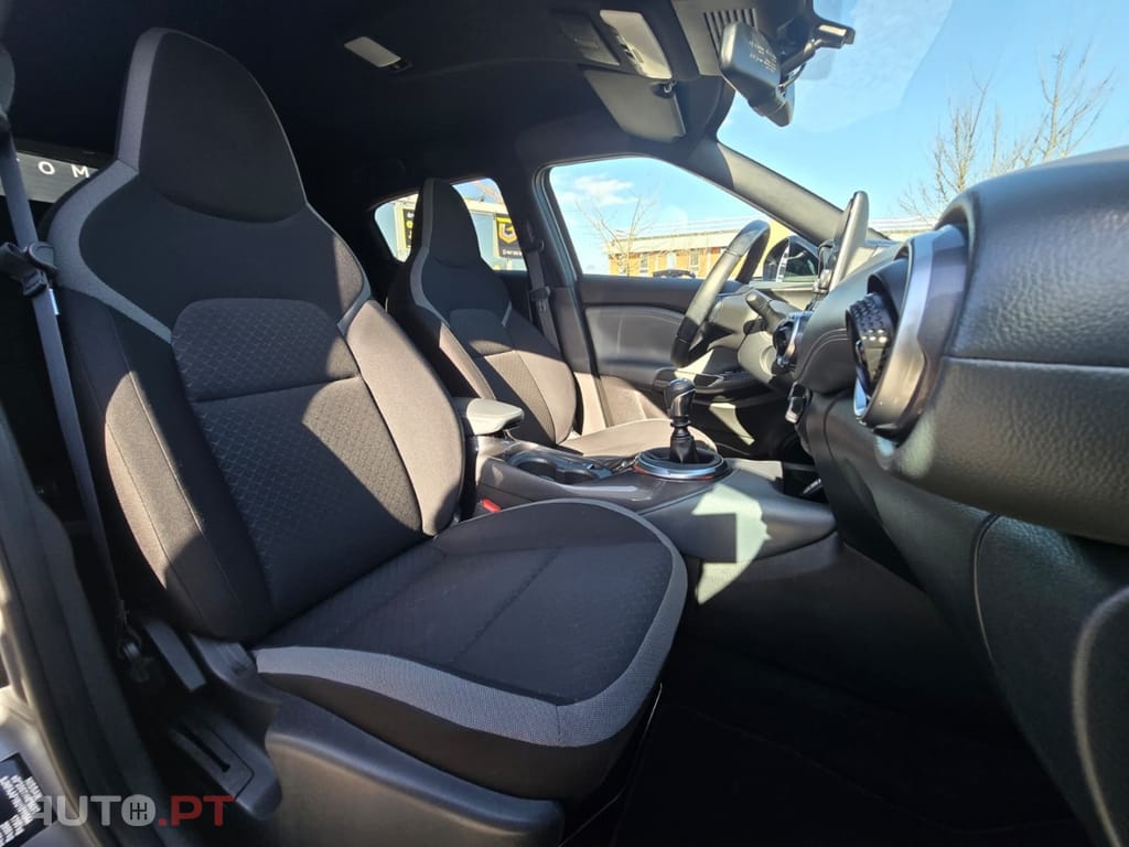 Nissan Juke 1.0 DIG-T DCT N-Connecta