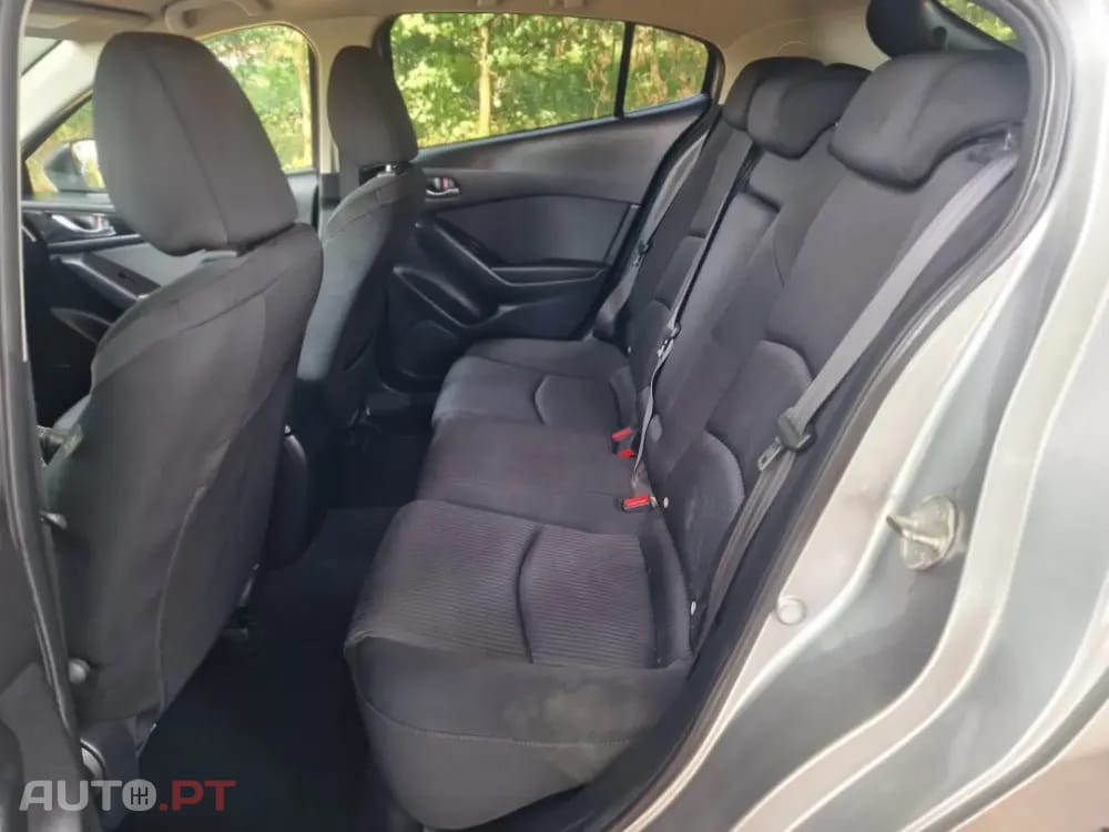 Mazda 3 1.5 Sky-D Excellence Pack Leather Navi