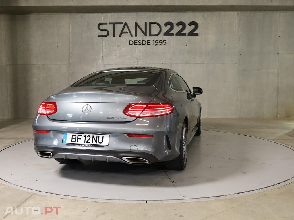 Mercedes-Benz C 180 Coupé AMG — fotografia 5